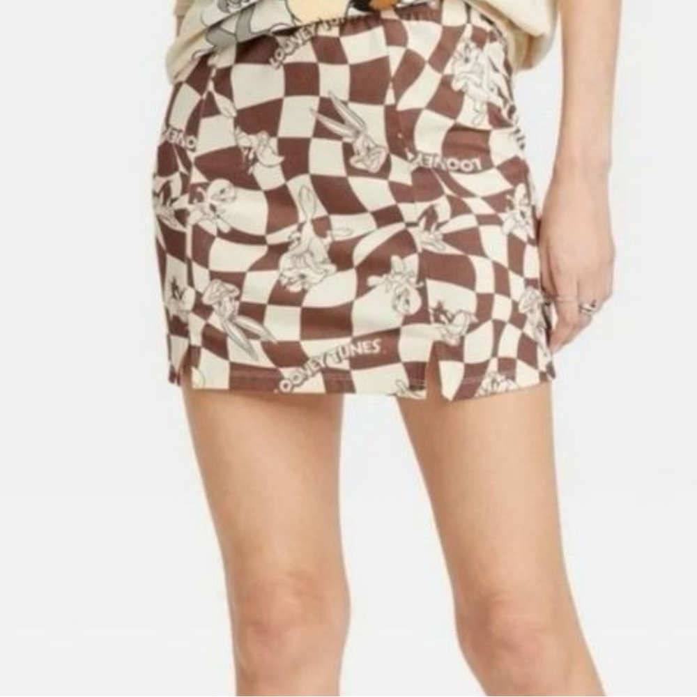 NWT Looney Tunes Character Size Small Mini Skirt Sylvester, Bugs, Taz, Daffy